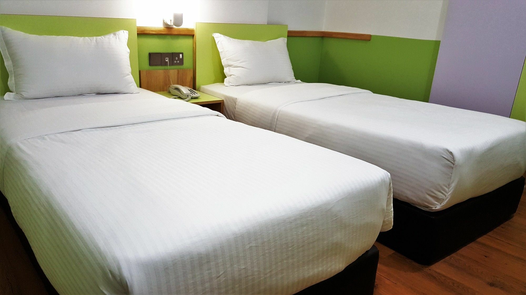 Hotel Jsia *